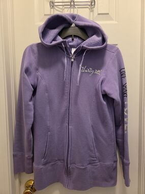 Thirty-One Gifts Lavender Zip Hoodie